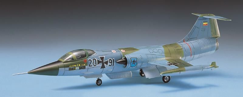 Academy 1/72 Scale Lockheed F-104G Starfighter Model Kit - Click Image to Close