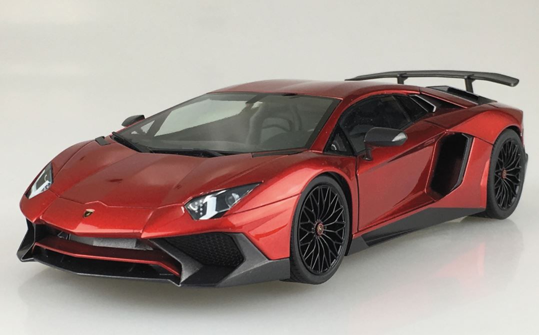 Aoshima 1/24 Scale \'15 Lamborghini Aventador SV Model Kit