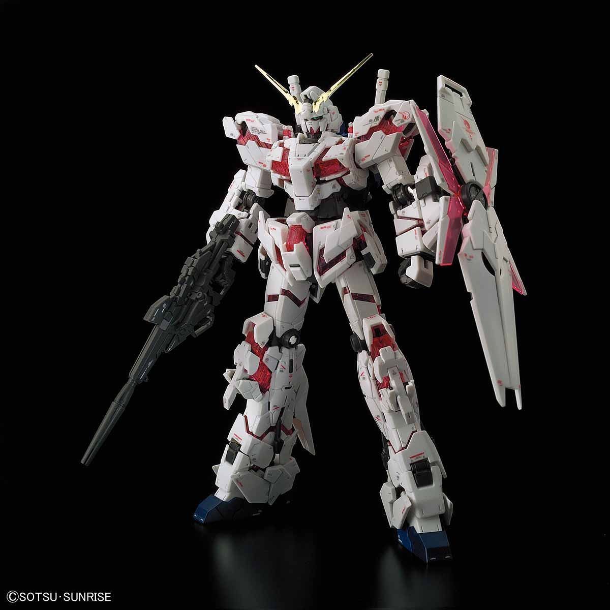 Bandai 1/144 Scale RG Unicorn Gundam Model Kit