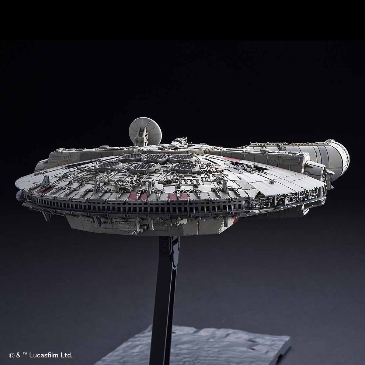 Bandai 1/144 Scale Star Wars Millennium Falcon