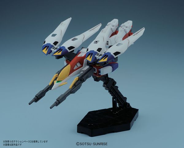 Bandai 1/144 Scale HGAC Wing Gundam Zero Model Kit