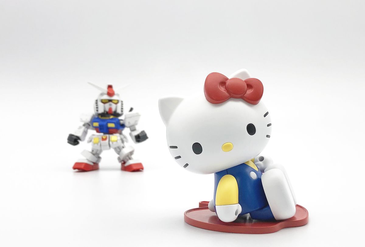 Bandai SD EX-Standard Hello Kitty / RX-78-2 Gundam Model Kit