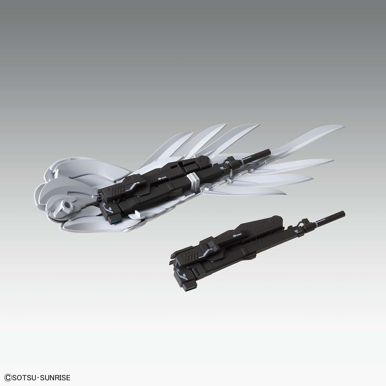 Bandai 1/100 Scale MG Wing Gundam Zero EW Ver.Ka Model Kit