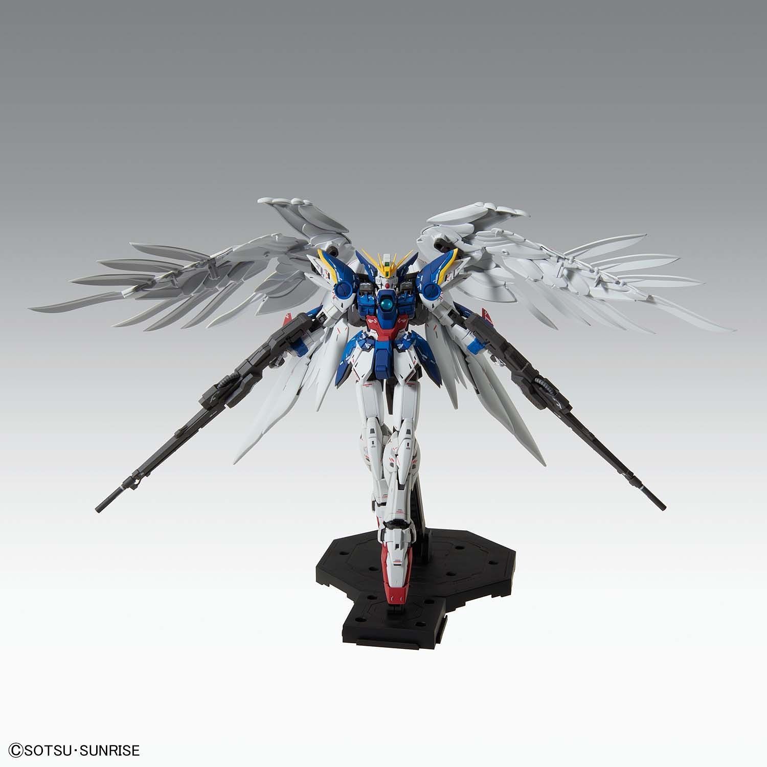 Bandai 1/100 Scale MG Wing Gundam Zero EW Ver.Ka Model Kit