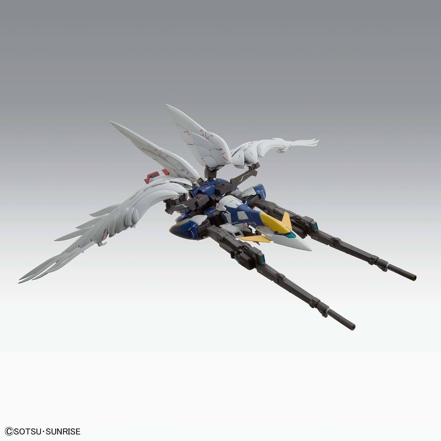 Bandai 1/100 Scale MG Wing Gundam Zero EW Ver.Ka Model Kit