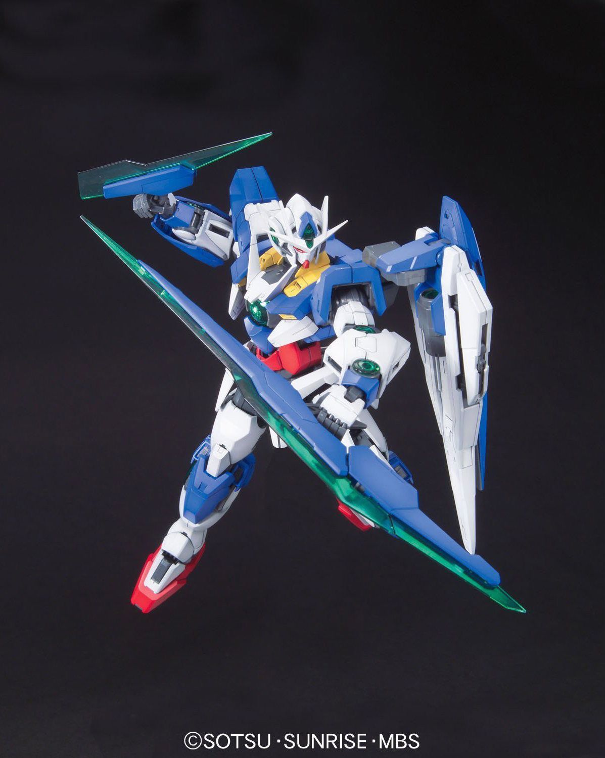 Bandai 1/100 Scale MG Gundam 00 Qan[T] Model Kit