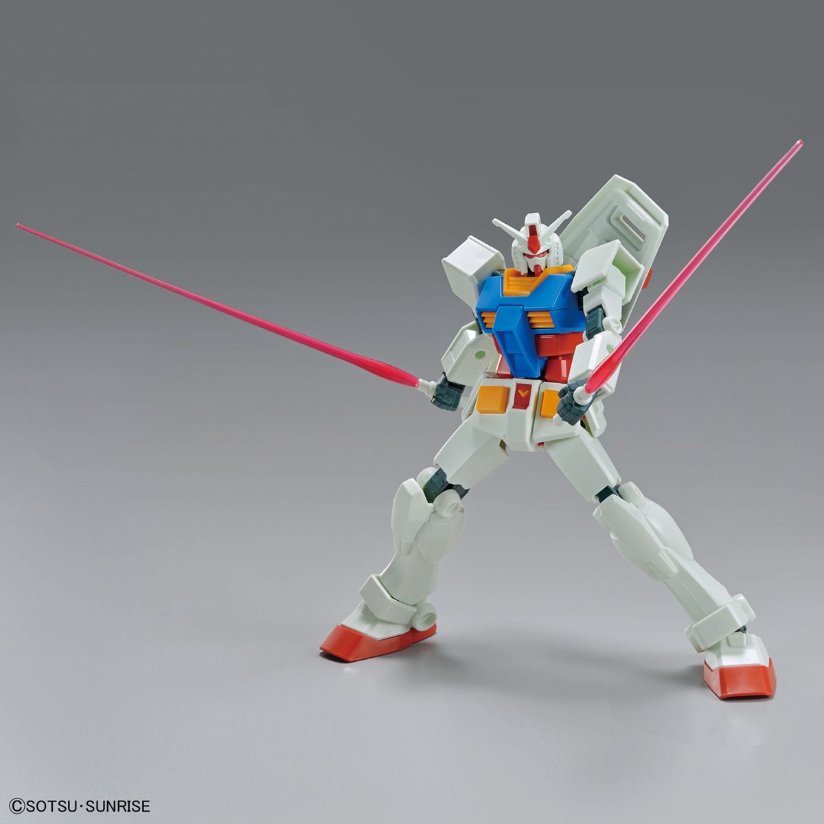 Bandai Entry Grade RX-78-2 Gundam (Full Weapon Set) Model Kit