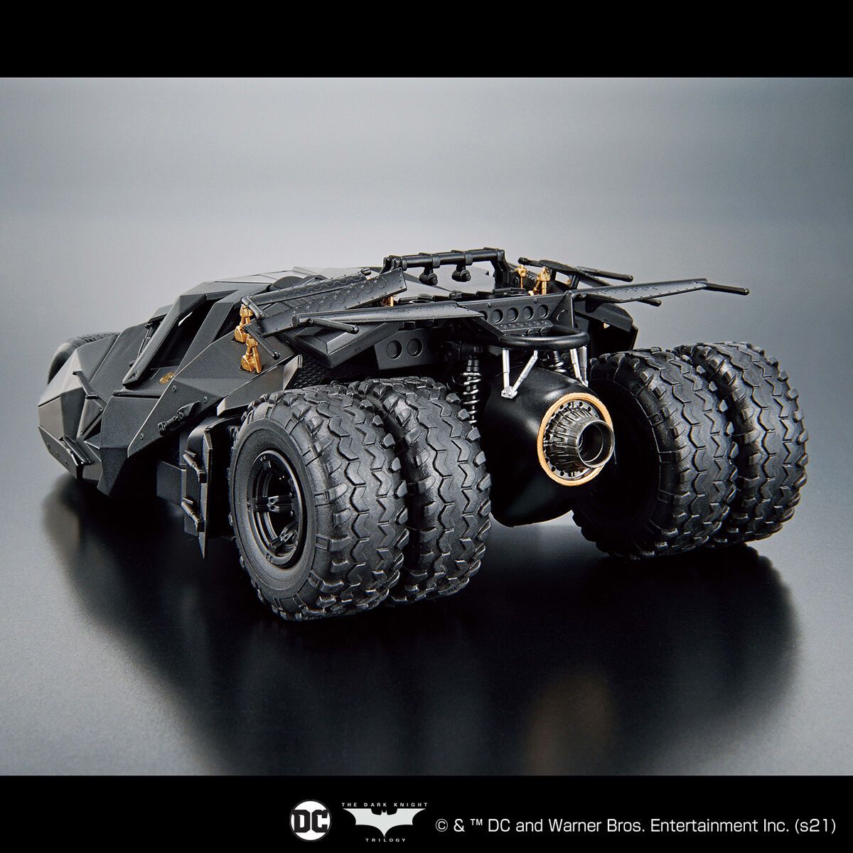 Bandai 1/35 Scale Batmobile (Tumbler Batman Begins Ver.) Model