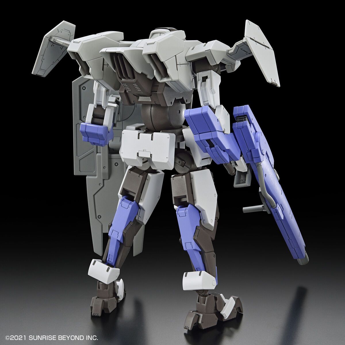 Bandai 1/72 Scale HG Kyokai Senki Brady Fox Model Kit