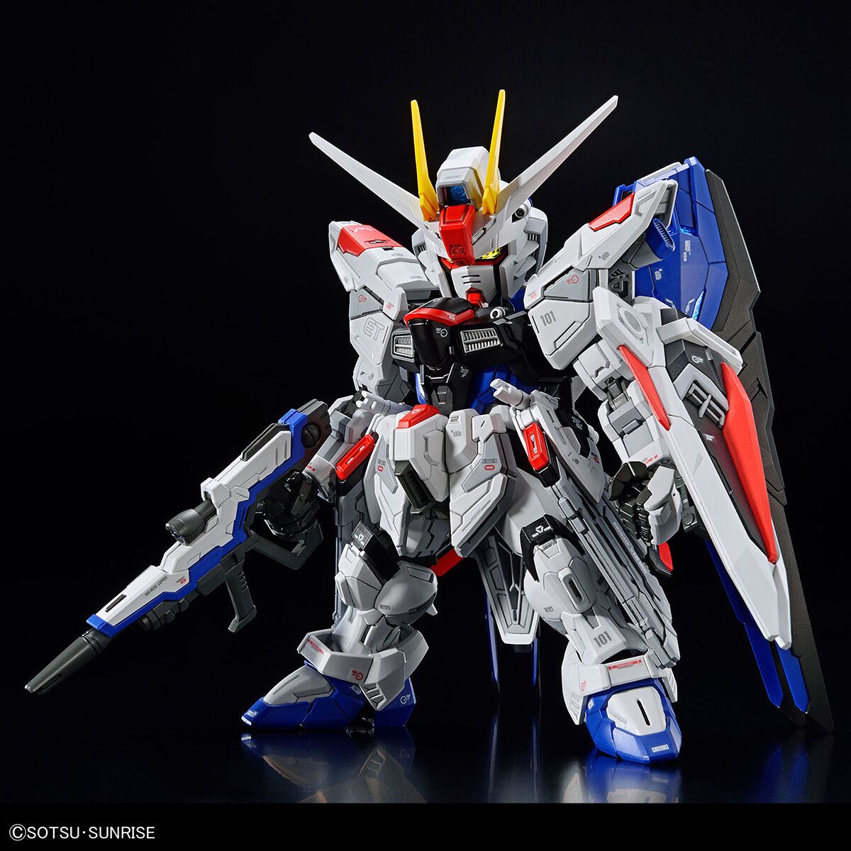 Bandai MGSD Freedom Model Kit