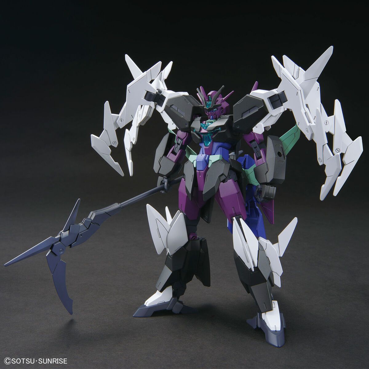 Bandai HG 1/144 Plutnine Gundam Model Kit