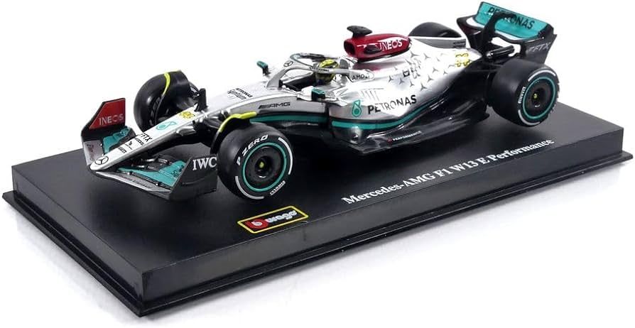 Bburago 1/43 Scale Formula 1 Diecast 2022 Mercedes-AMG (W13)