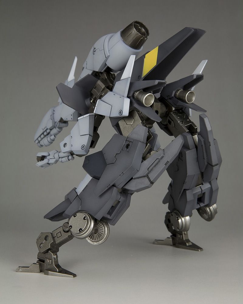 Kotobukiya Frame Arms NSG-25 y Strauss:RE2 Model Kit