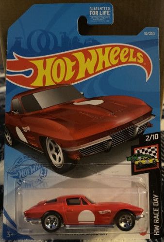 Hot Wheels - HW Race Day - \'64 Corvette Sting Ray - 2021