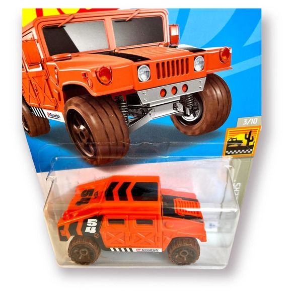 Hot Wheels - Baja Blazers - Humvee - 2022