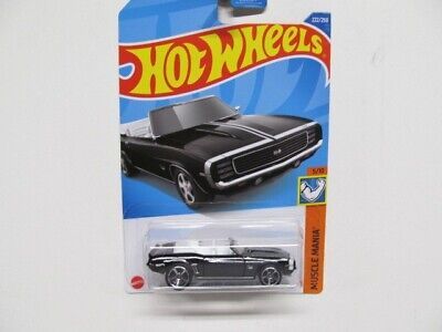 Hot Wheels - Muscle Mania - \'69 Camaro Convertible - 2022 - Click Image to Close