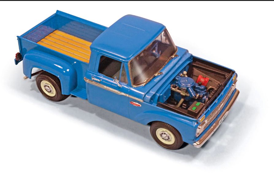 Moebius 1/25 Scale 1966 Ford F-100 Flareside Pickup Model Kit