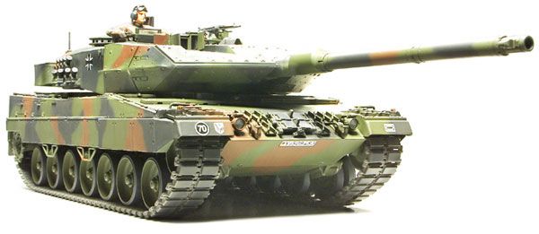 Tamiya 1/35 Scale Leopard 2 A6 Main Battle Tank Model Kit