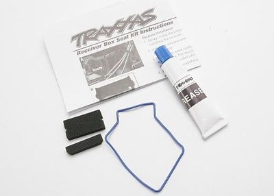 Traxxas Seal Kit for Receiver Box (E-Maxx) - Click Image to Close