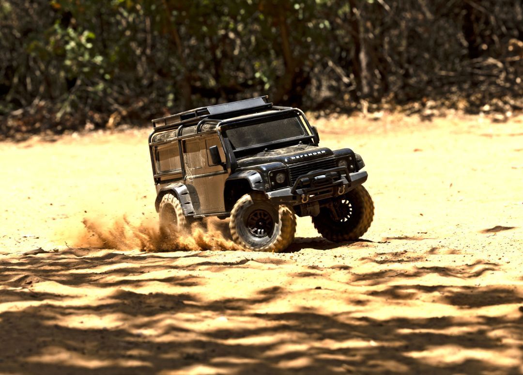 Traxxas TRX-4 Land Rover Defender RTR - Black